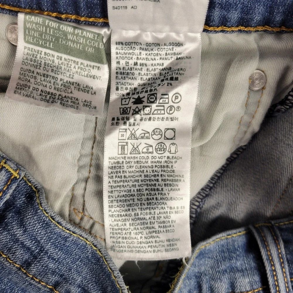 Levis actual measurements